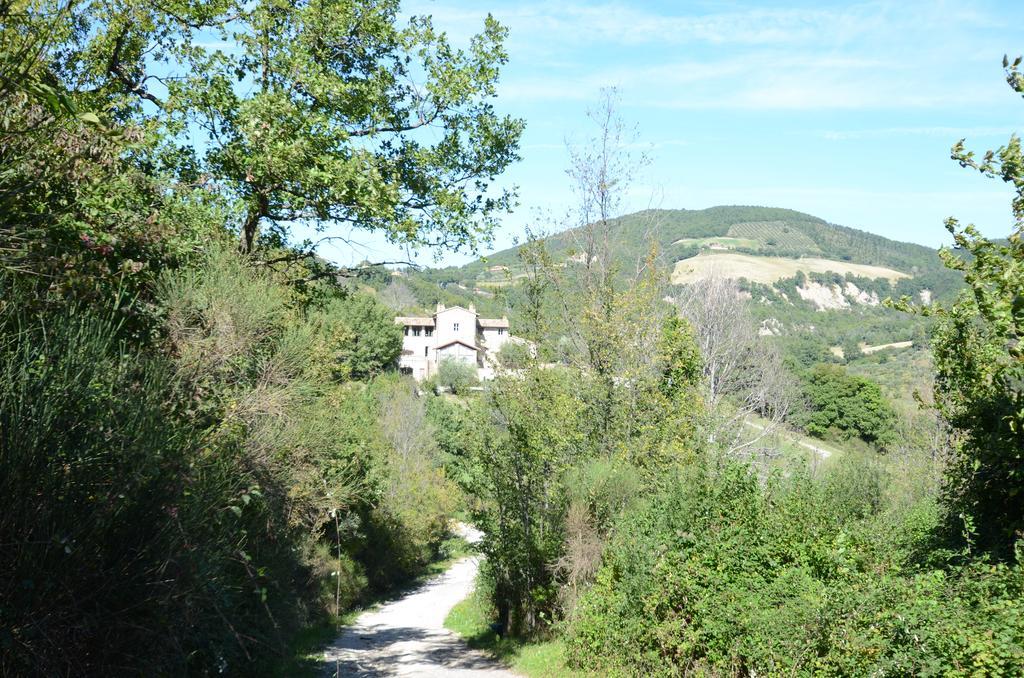 Casale Merlino Aparthotel Assisi Exterior photo